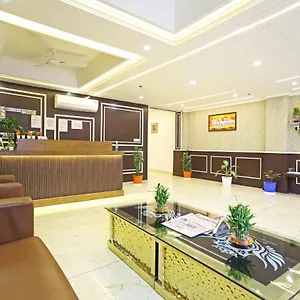 Hotel Decent - Delhi Airport ****